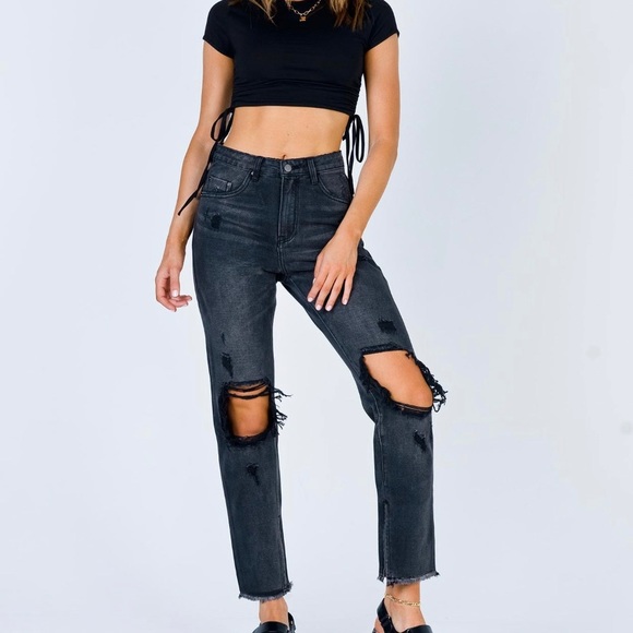 Erissa Knee Rip Jeans Washed Black NWOT - Picture 3 of 12